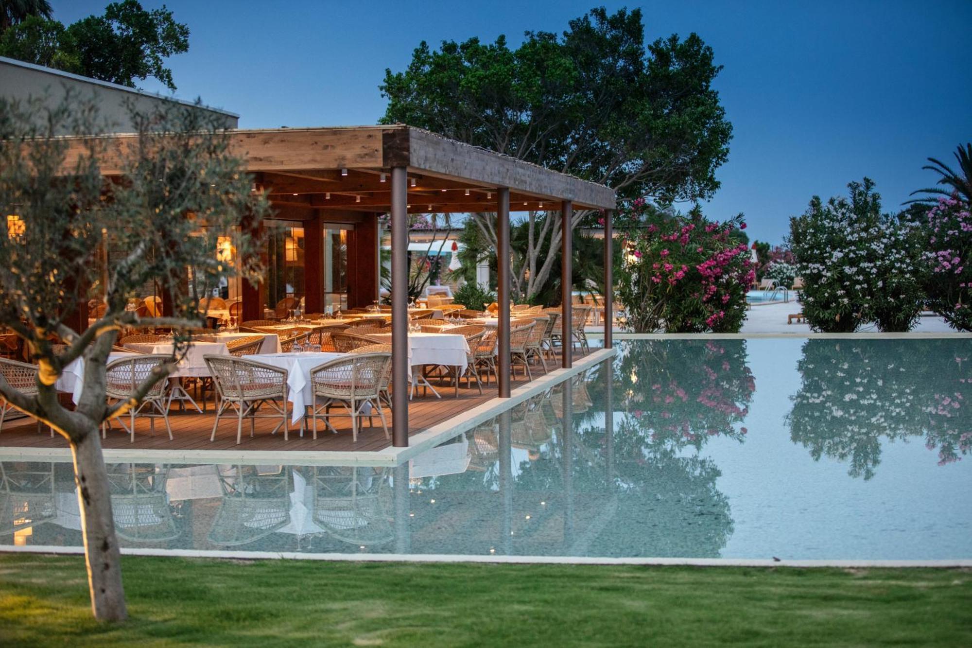 Is Molas Resort Pula Exterior foto